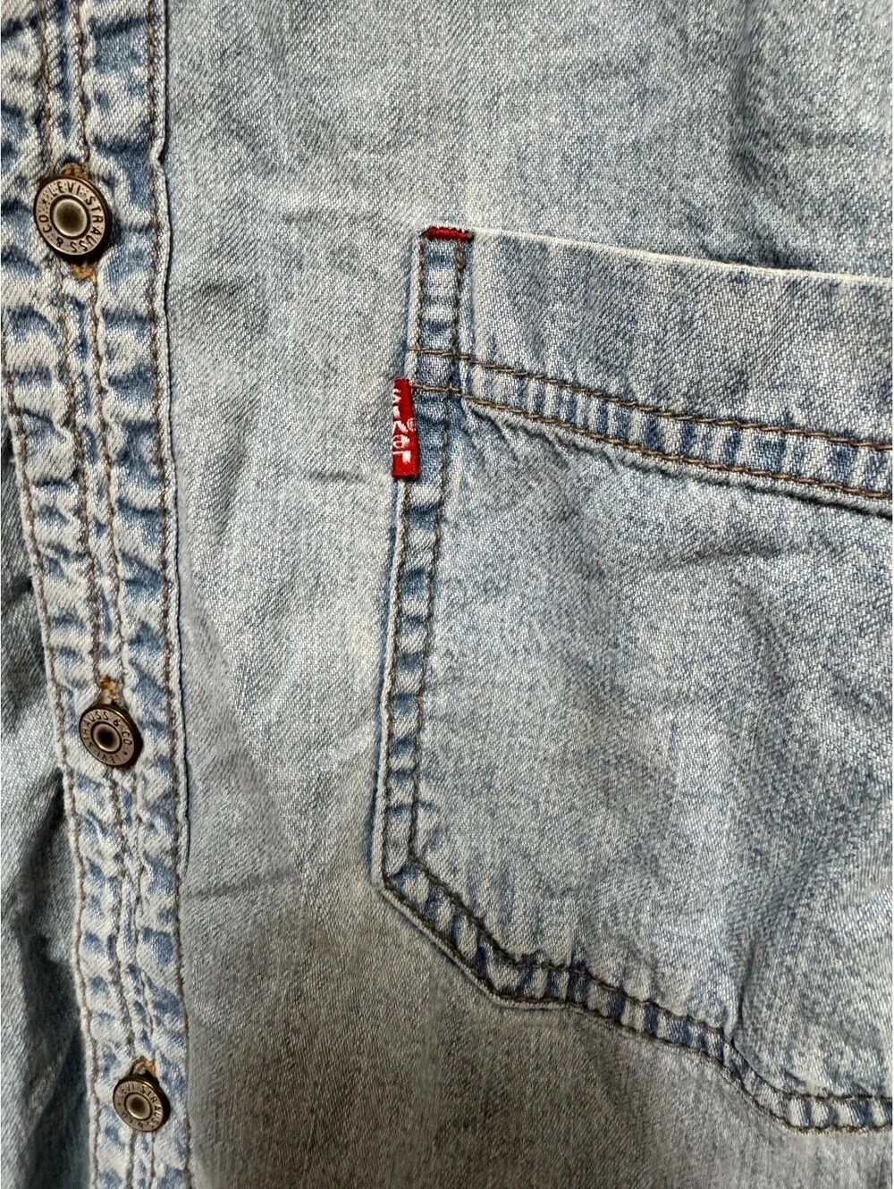 Levi's Red Tab Men's Denim Button-Up Shirt Light Wash Cotton Size L